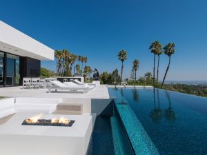 Architectural Masterpieces: Exploring the Most Iconic Luxury Mansions in America