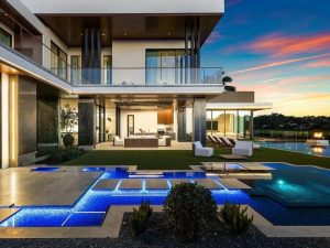 Ultra-Modern Mansions: Minimalism Meets High-End Luxury