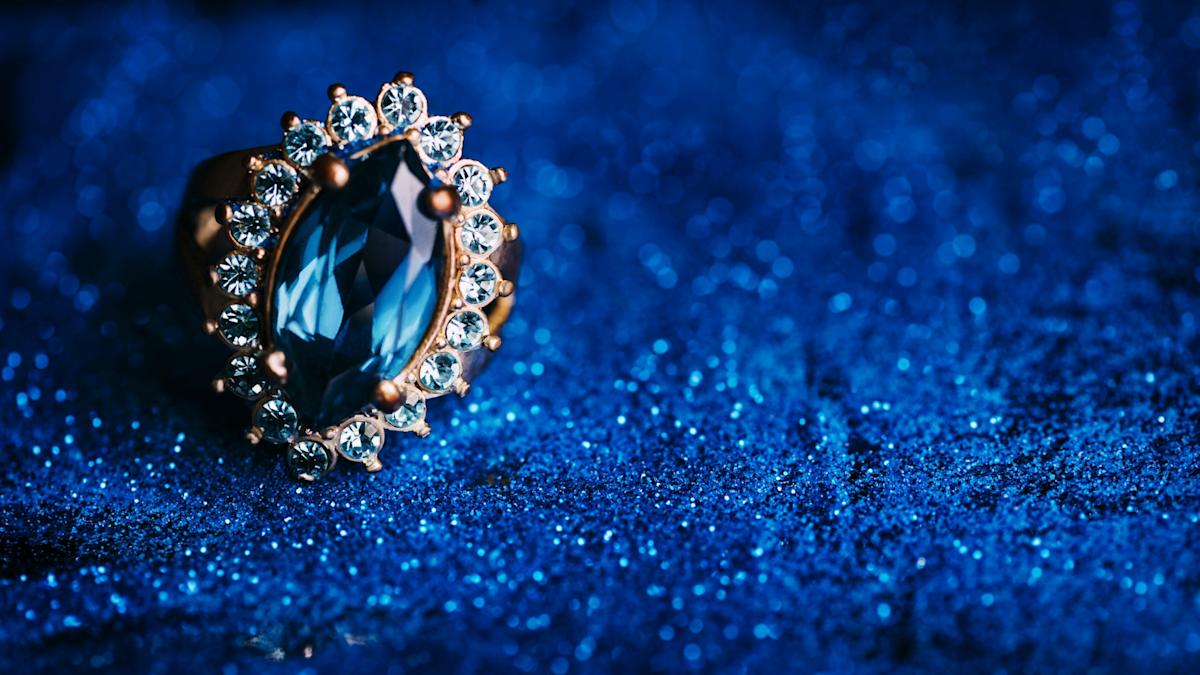 Jewelry Investments: Diamonds, Sapphires and Emeralds