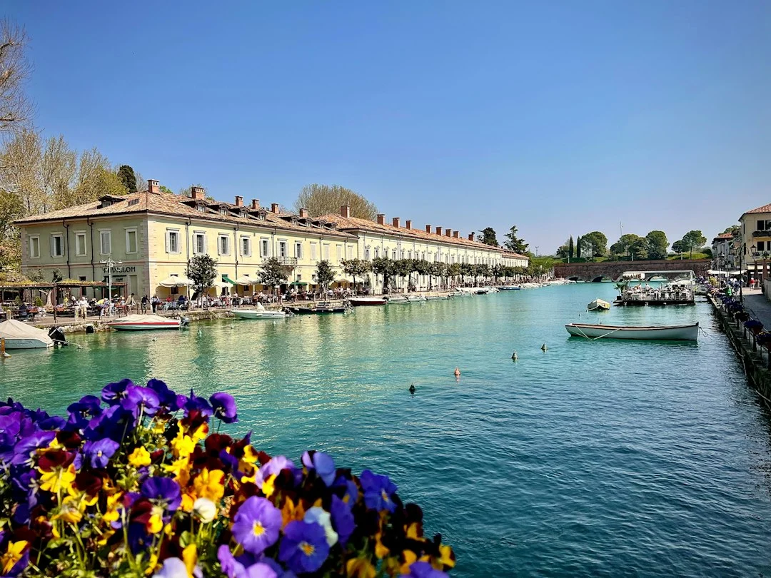 Buying guide for waterfront villas in the French Riviera