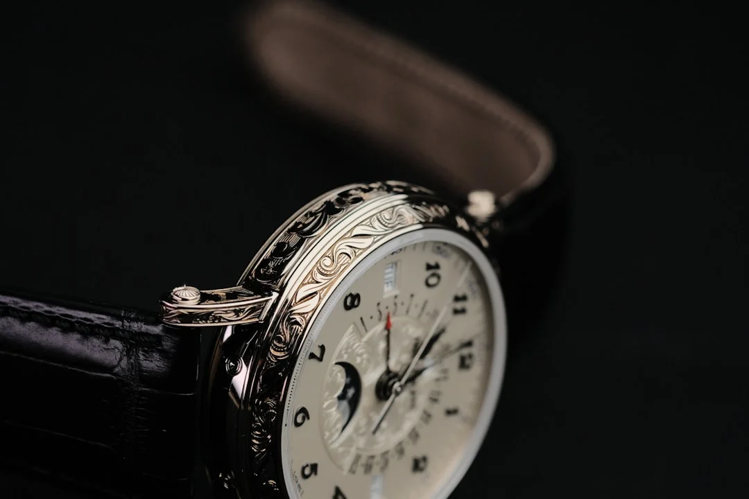 How to authenticate a pre‑owned Swiss luxury watch